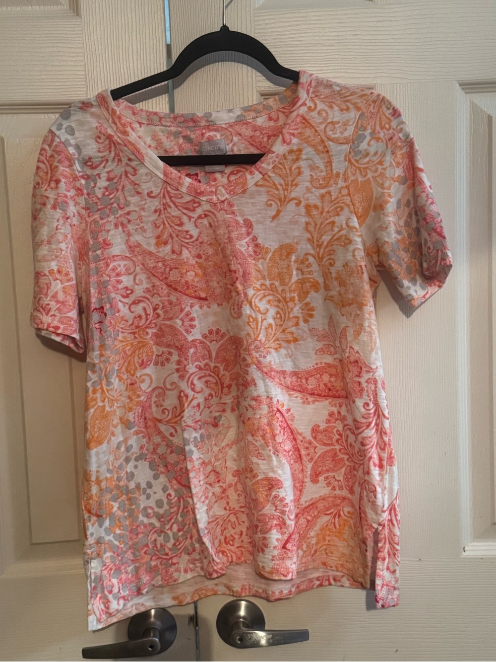Chico's Paisley Short Sleeve Tee in Coral & Orange